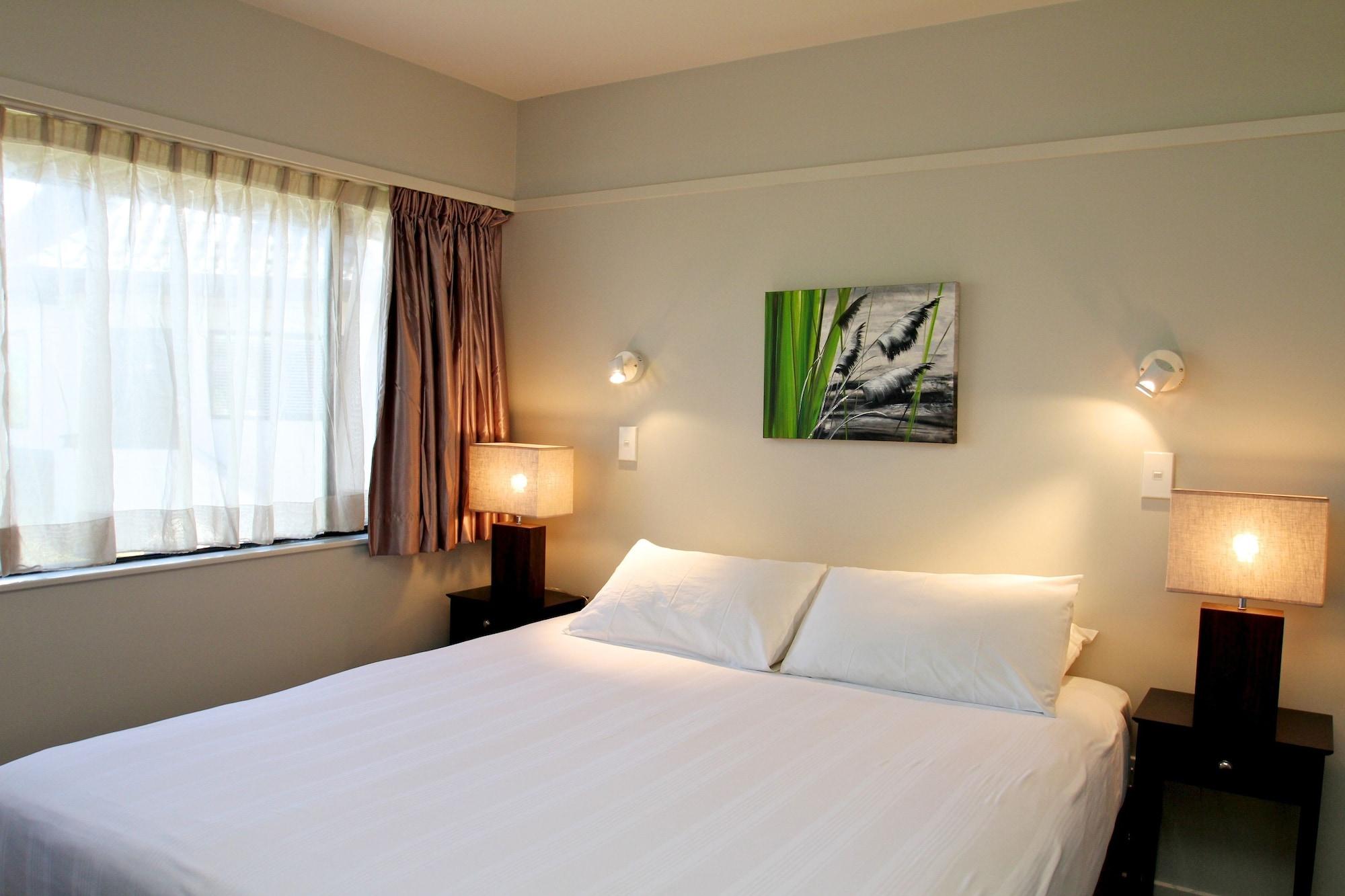 The Beachcomber Hotel نيلسون المظهر الخارجي الصورة